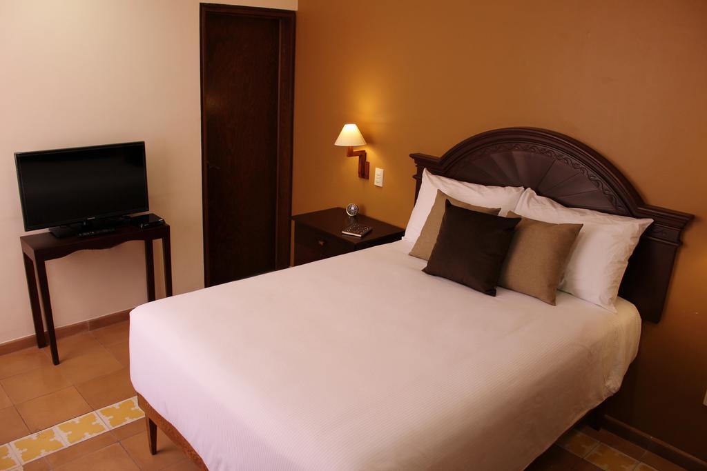 Entre Patios Hotel Boutique Λεόν Δωμάτιο φωτογραφία